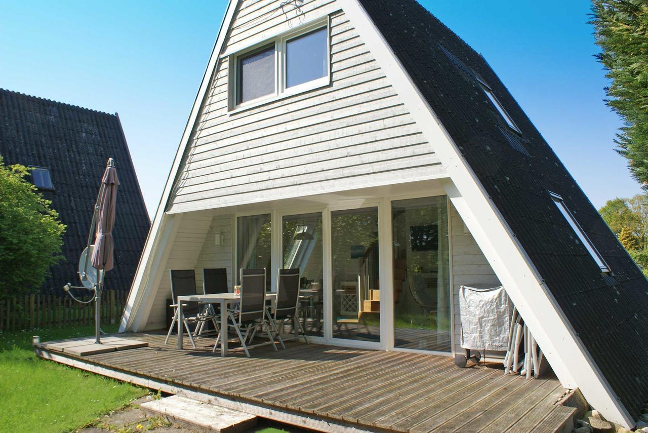 Zeltdachhaus Mit Moderner Ausstattung Villa Damp Exterior foto