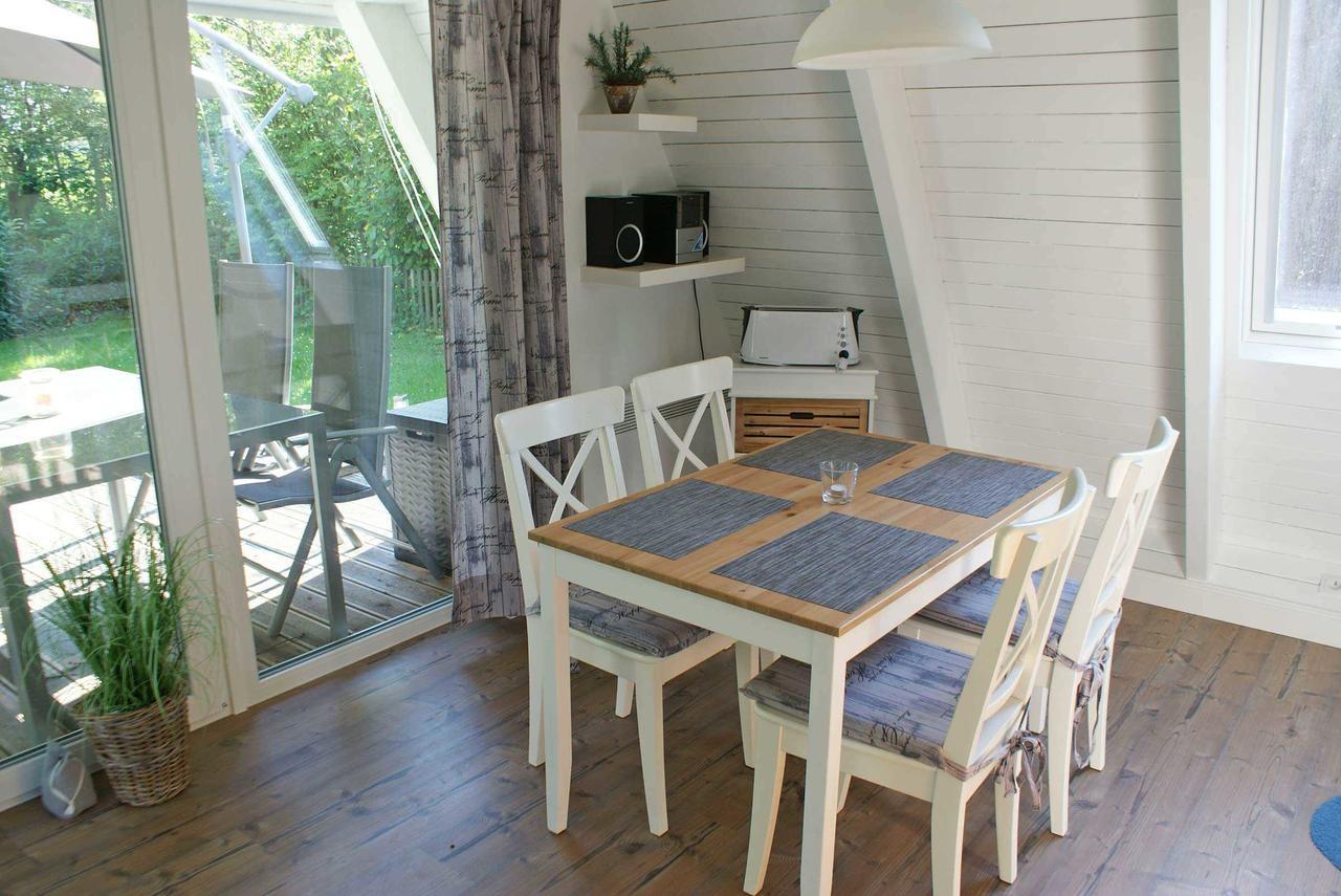 Zeltdachhaus Mit Moderner Ausstattung Villa Damp Exterior foto